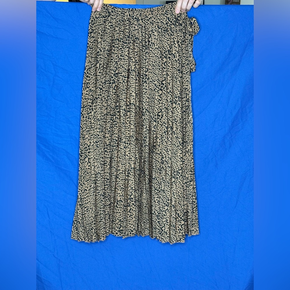 LuLaRoe Cheetah Print Pleated Maxi Skirt Size Medium